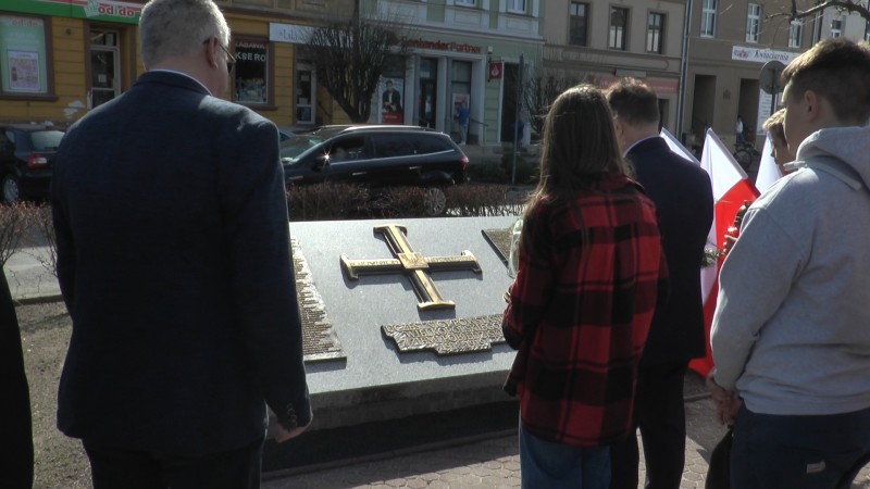 KU CZCI BOHATERÓW