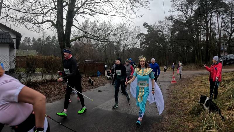 DZIEWICZA GÓRA BIEGA