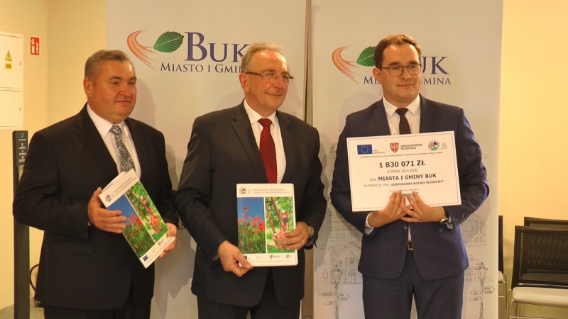 PONAD 1.800 MLN NA KANALIZACJĘ W BUKU