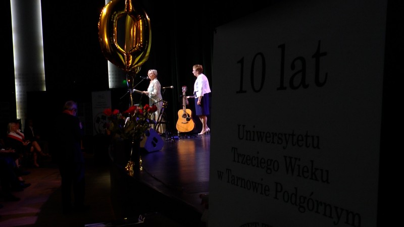 10 LAT Z UNIWERSYTETEM TRZECIEGO WIEKU