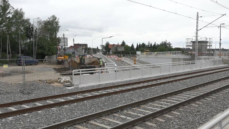 TUNEL W PLEWISKACH