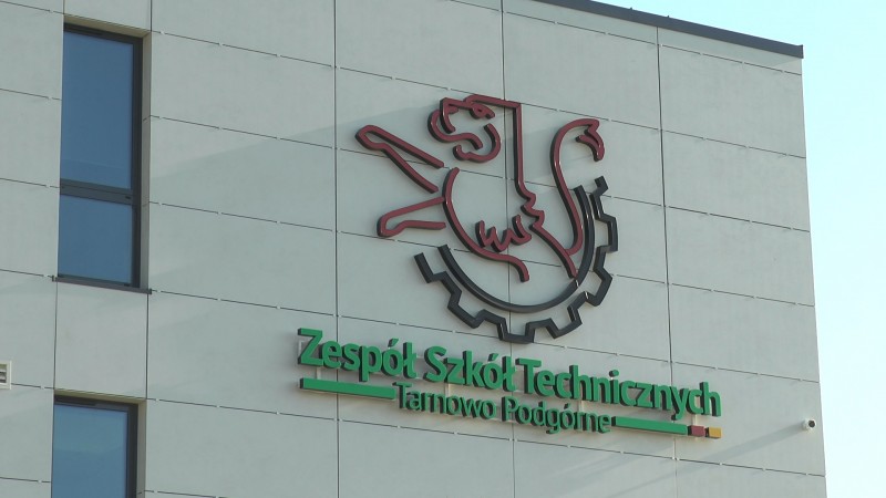 OSTATNIE PRZYGOTOWANIA DO OTWARCIA NOWEJ SZKOŁY