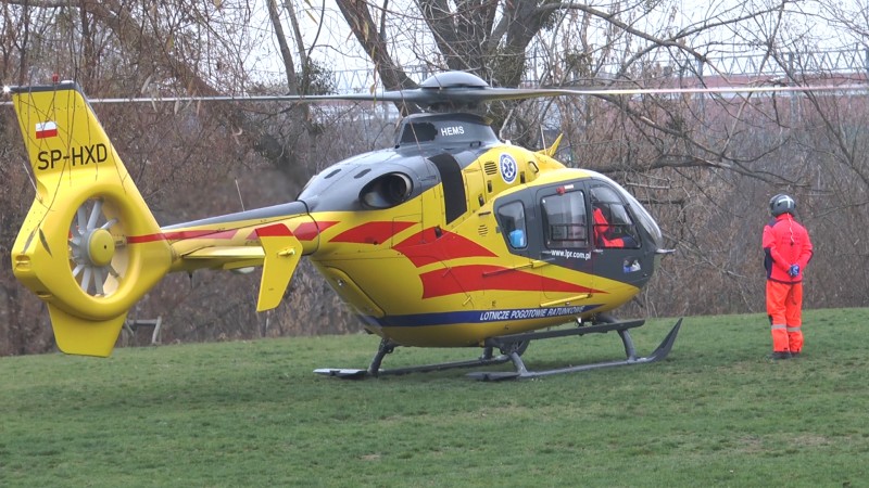 HELIKOPTER LPR WYLĄDOWAŁ NA OS. CEGIELSKIEGO